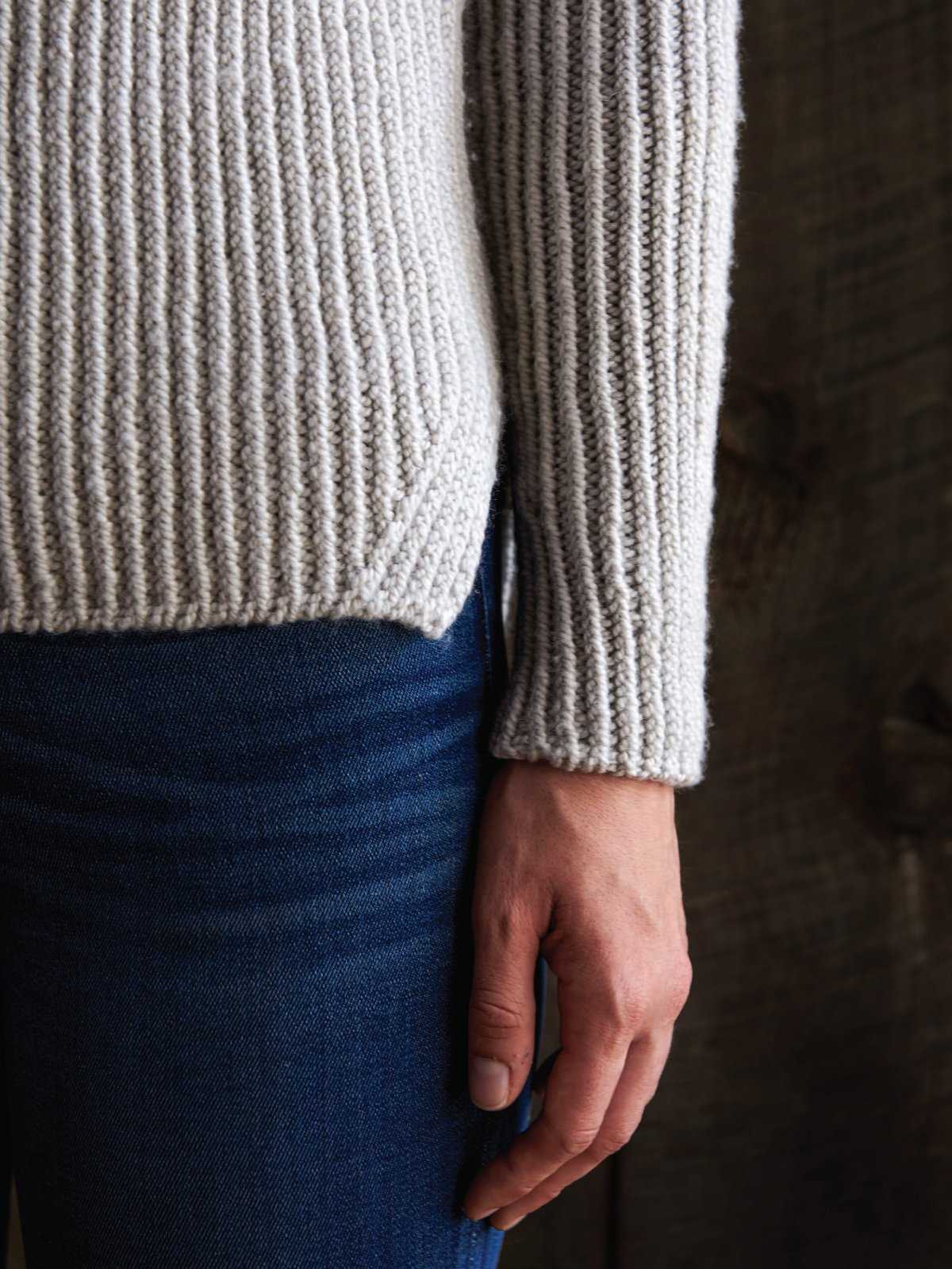 Twist front sweater knitting pattern
