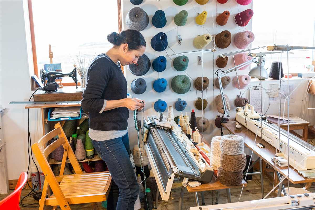 Knitting machine pattern software