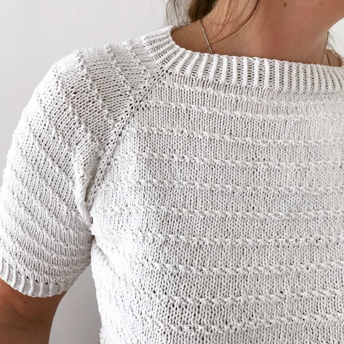 Drop shoulder sweater knitting pattern