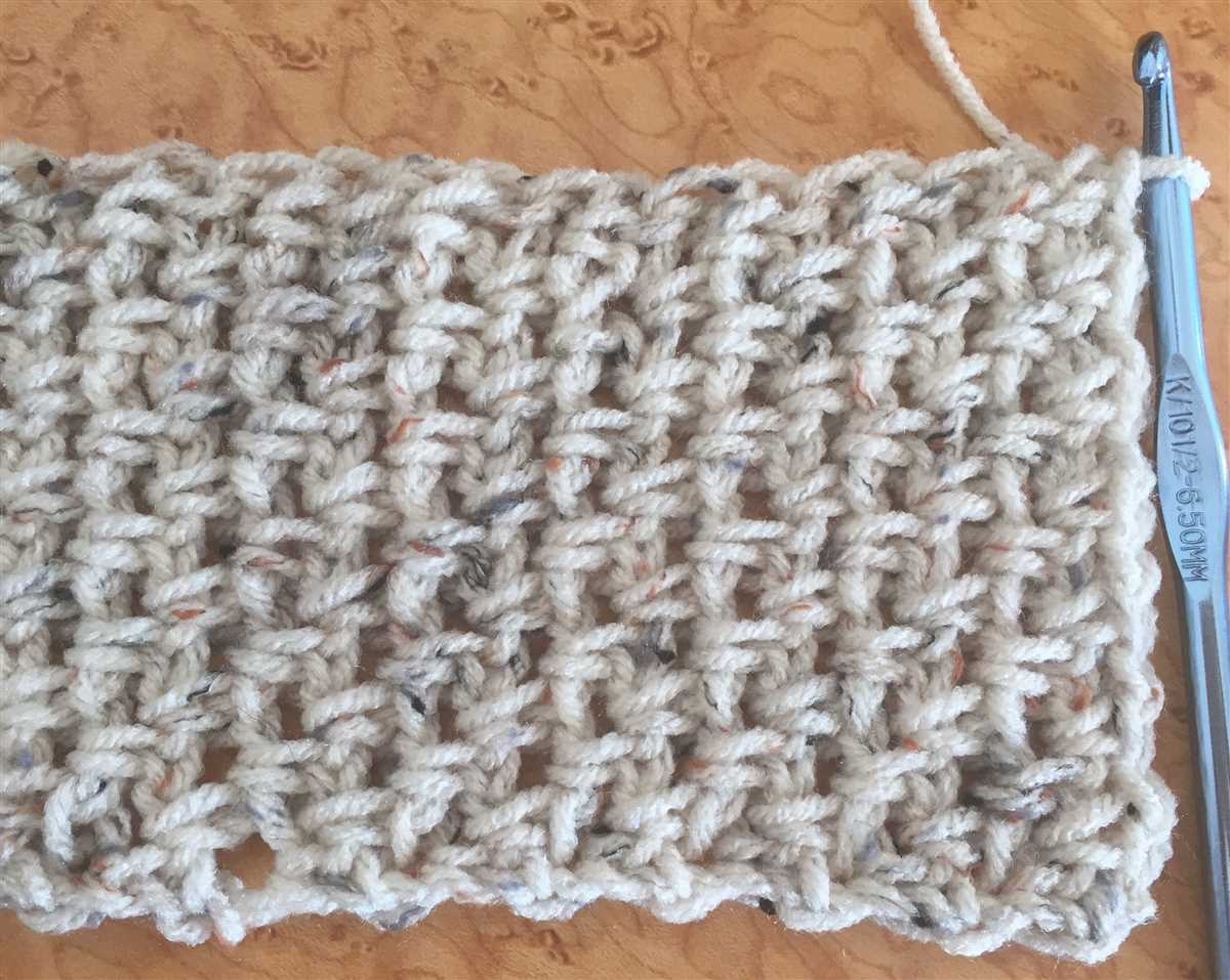 Moss stitch scarf knitting pattern