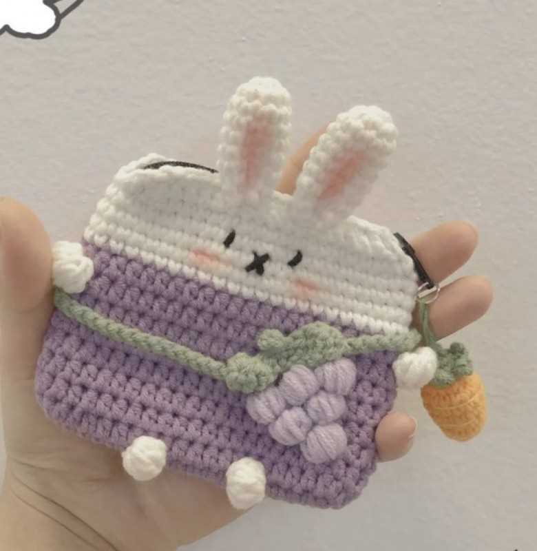 Earbud pouch knitting pattern