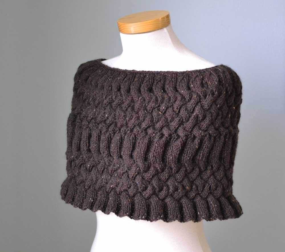 Easy knit capelet pattern