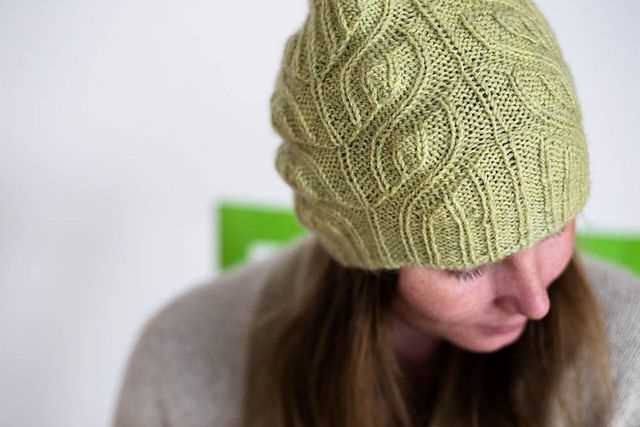 Easy slouchy hat knitting pattern straight needles
