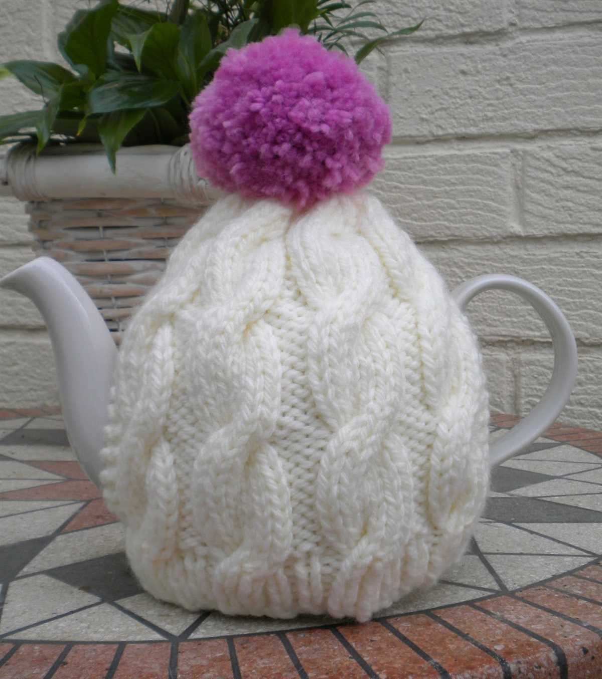 Easy tea cosy knitting pattern