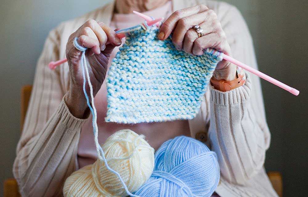 Easy knitting patterns for dementia patients
