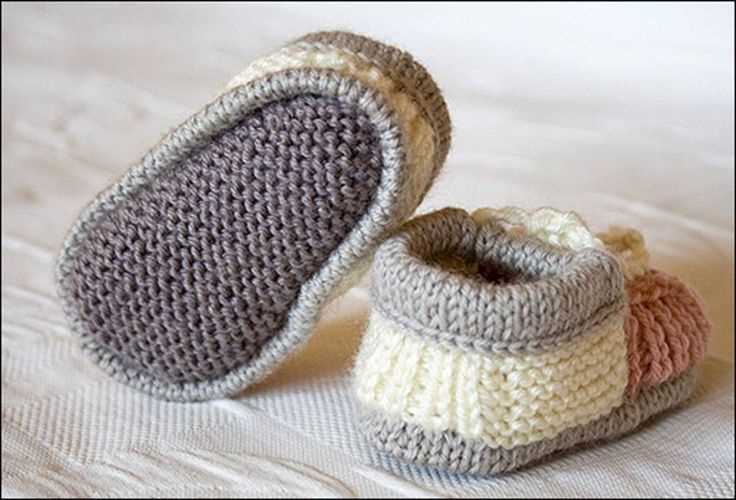 Elf booties knit pattern