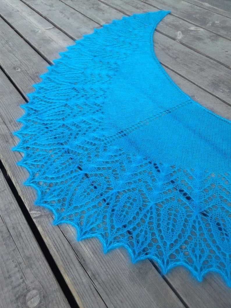 Evening shawl knitting pattern