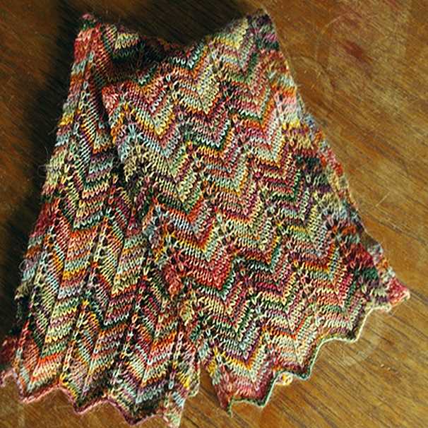 Knit scarf pattern variegated yarn