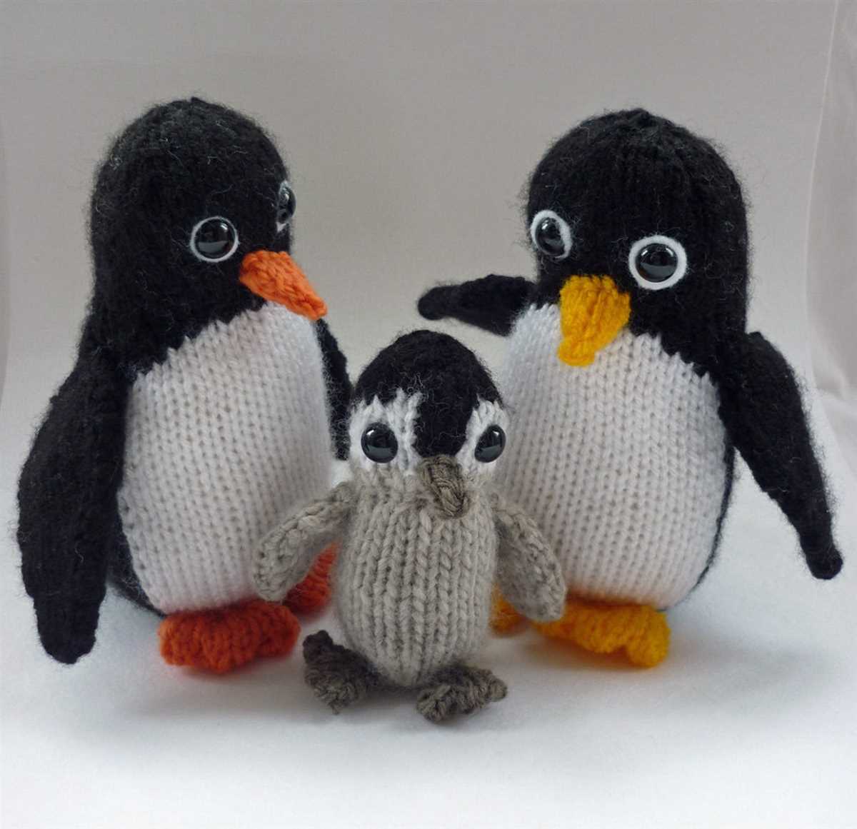 Penguin hat knitting pattern