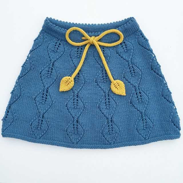 Fairy leaves dress knitting pattern