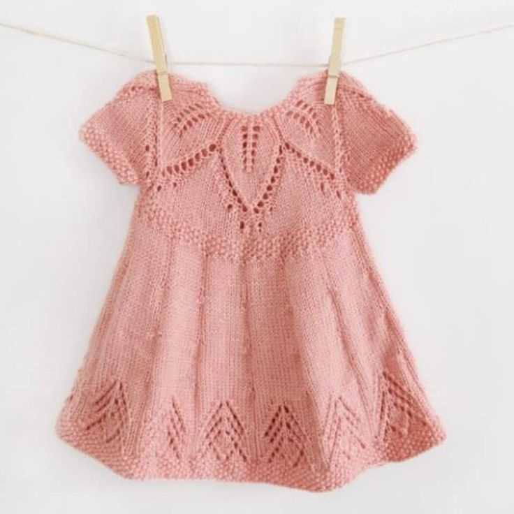 Fairy leaves dress knitting pattern