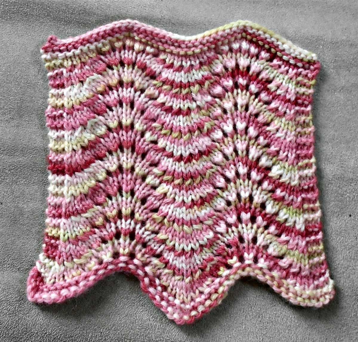 Fan stitch knitting pattern