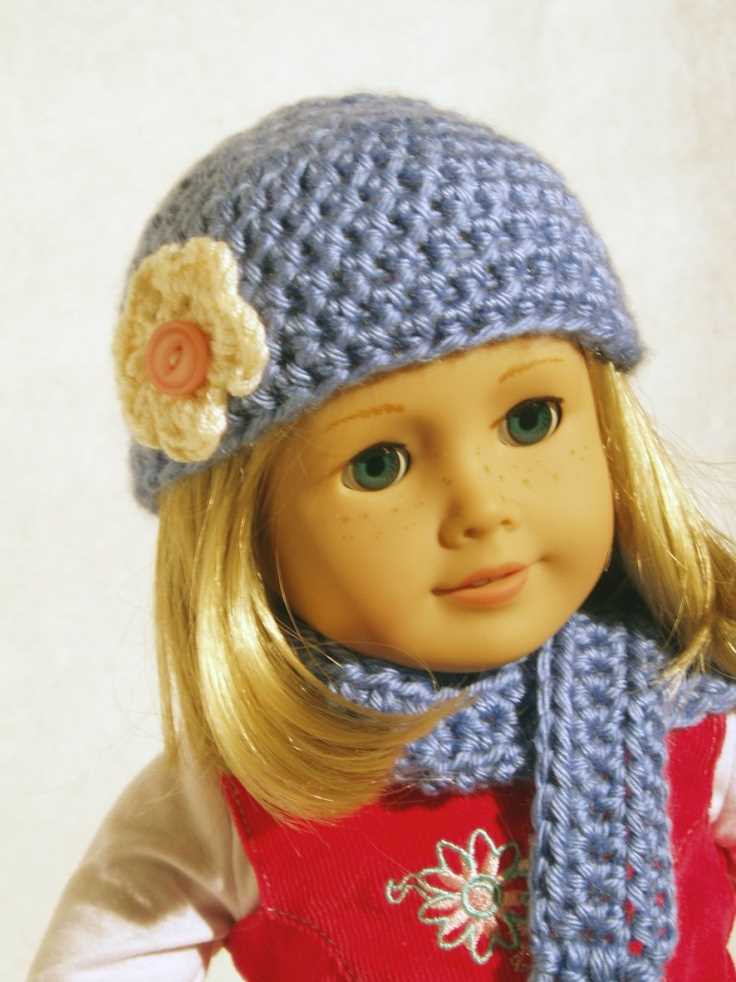 Create a trendy knit hat for your 18 inch doll with this free pattern Free knit hat pattern for 18 inch doll
