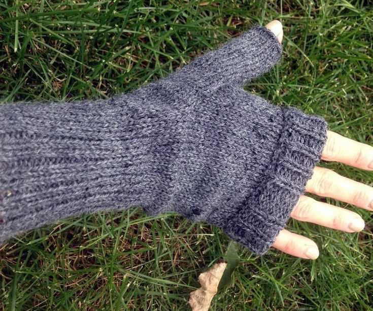 Fingerless mittens knitting pattern circular needles