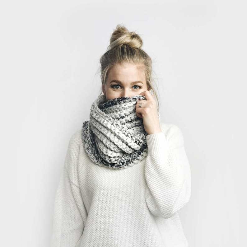 Rib knit infinity scarf pattern