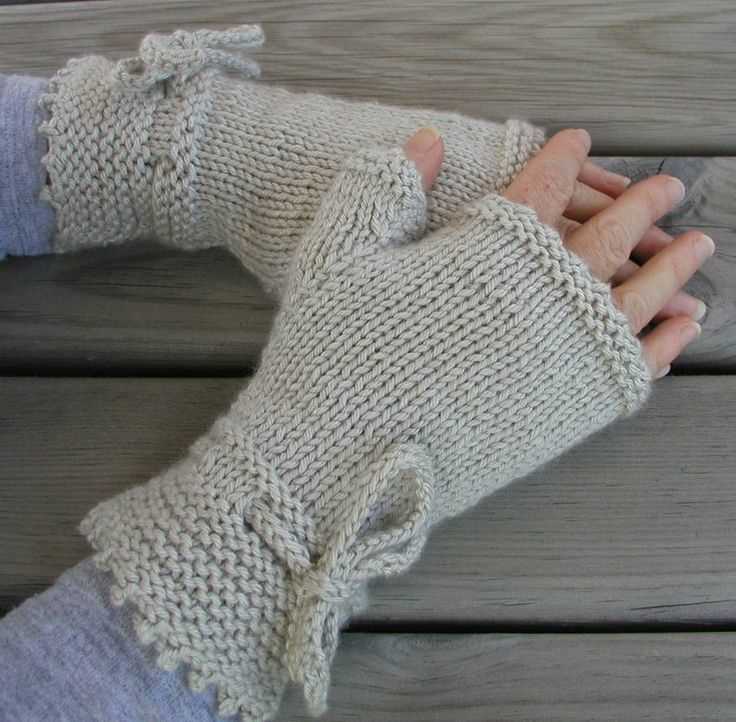 Flat knit fingerless glove pattern