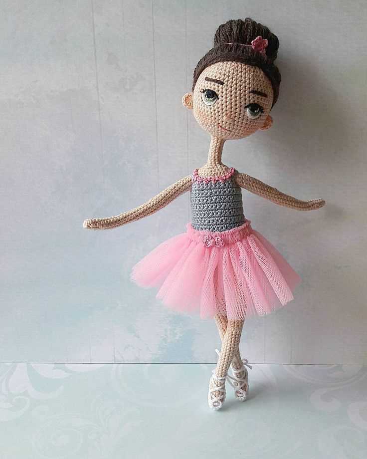Ballerina doll knitting pattern