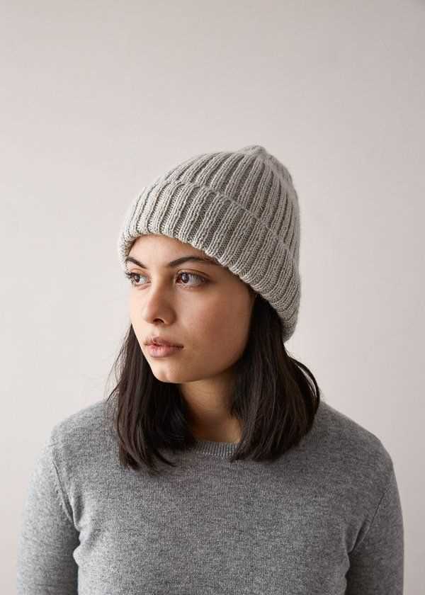 Free ladies beanie knitting pattern