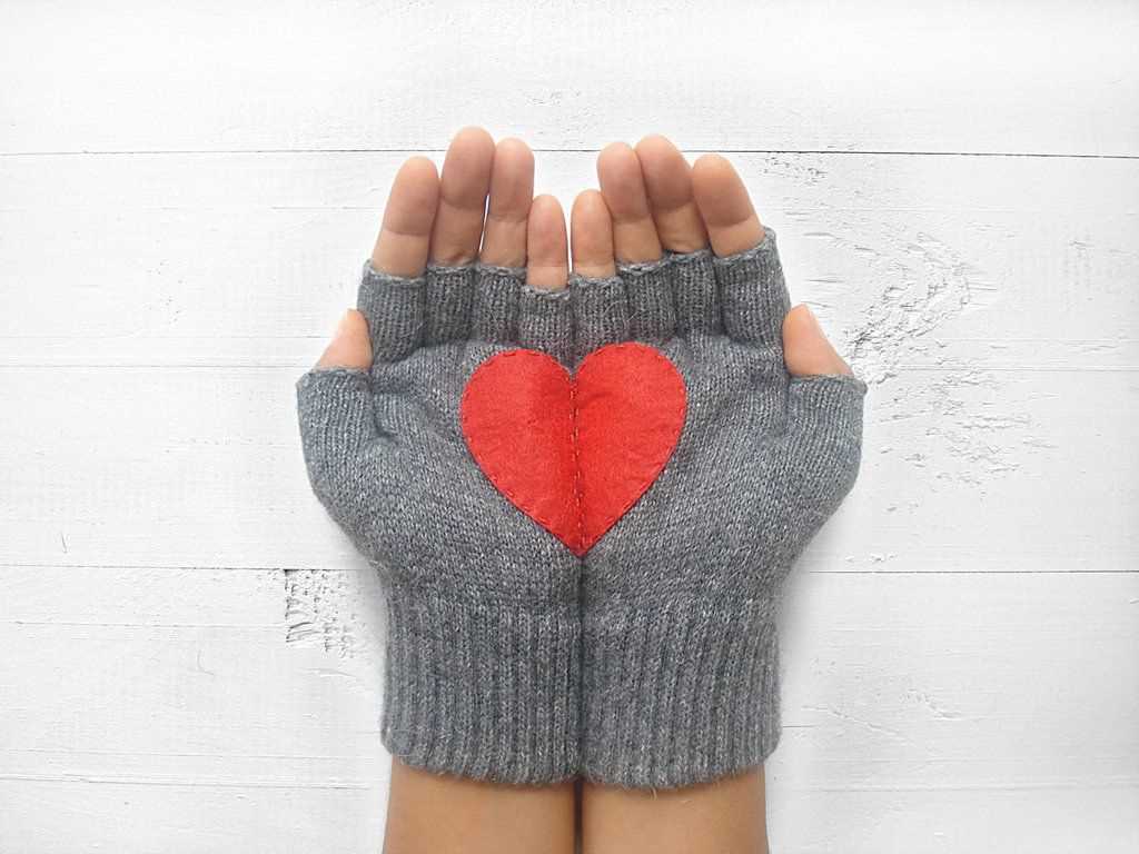 Couple mittens knitting pattern