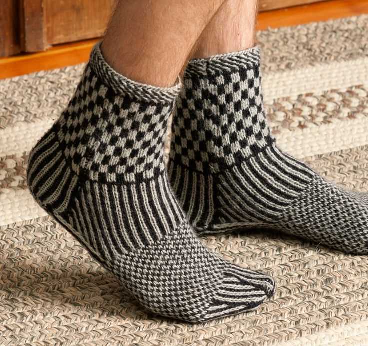 Free mens sock patterns knitting
