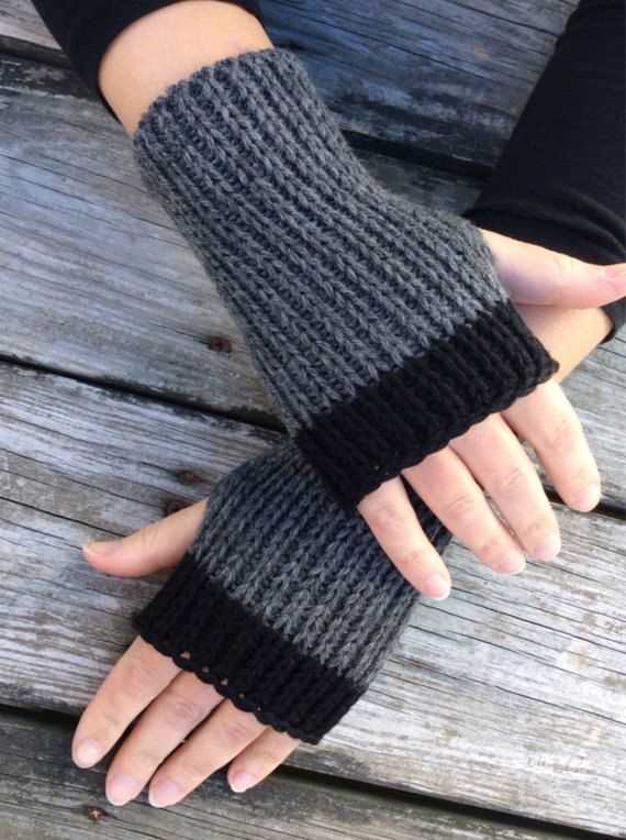Knitting pattern for mens fingerless mittens