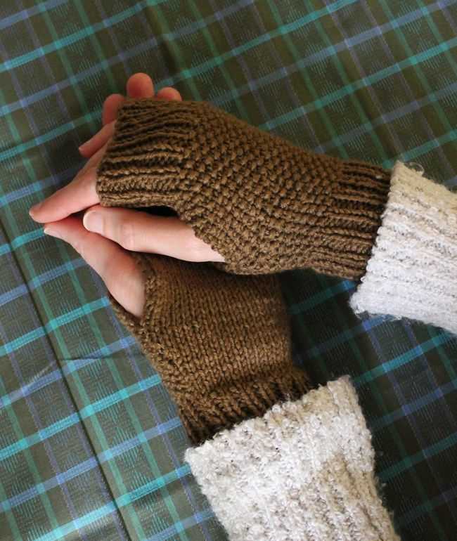 Free easy mitten knitting pattern