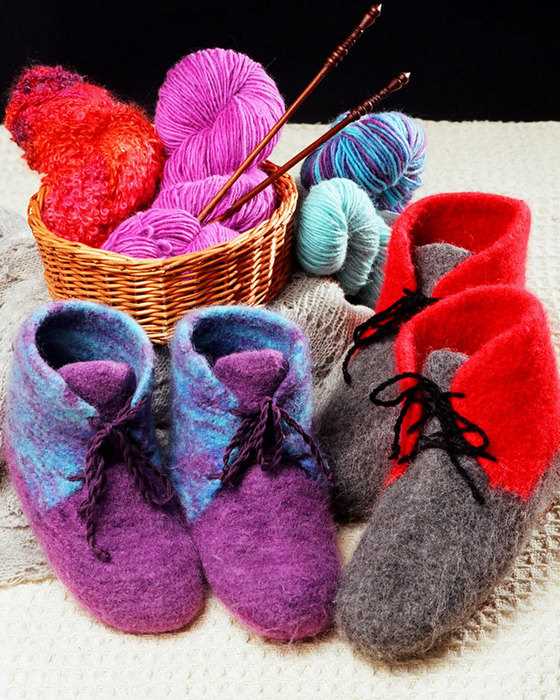 Free felted clogs knitting pattern