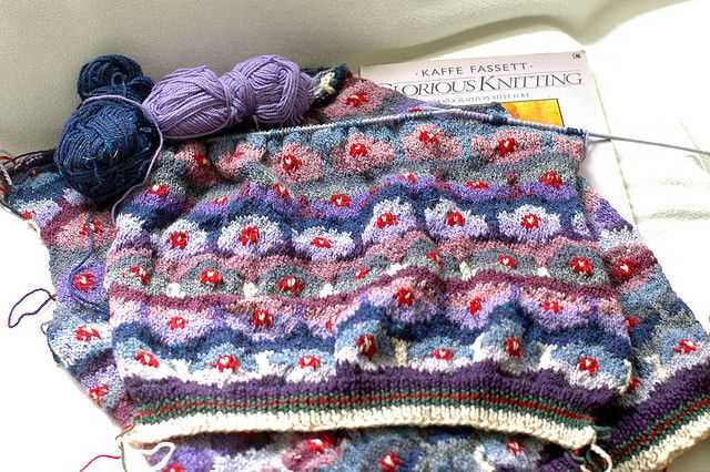 Knitted waistcoat pattern