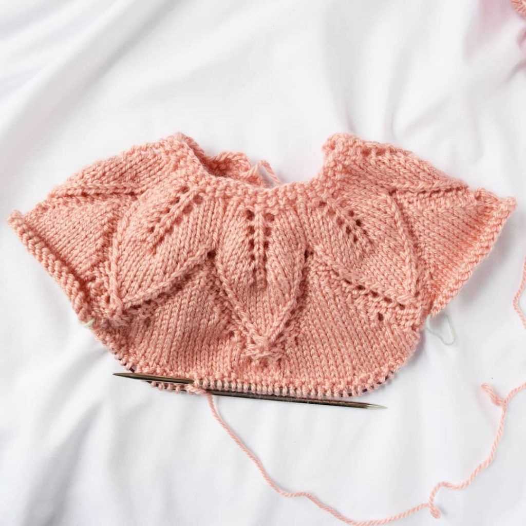 Fairy leaves dress knitting pattern
