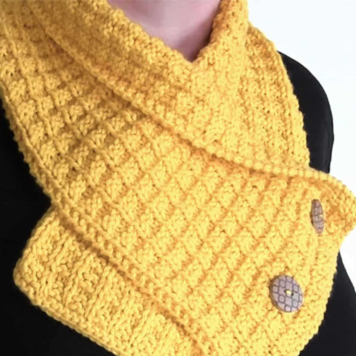 Neck scarf knitting pattern