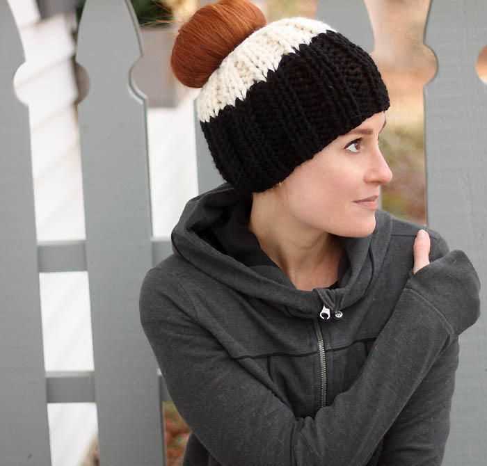 Messy bun hat free knitting pattern