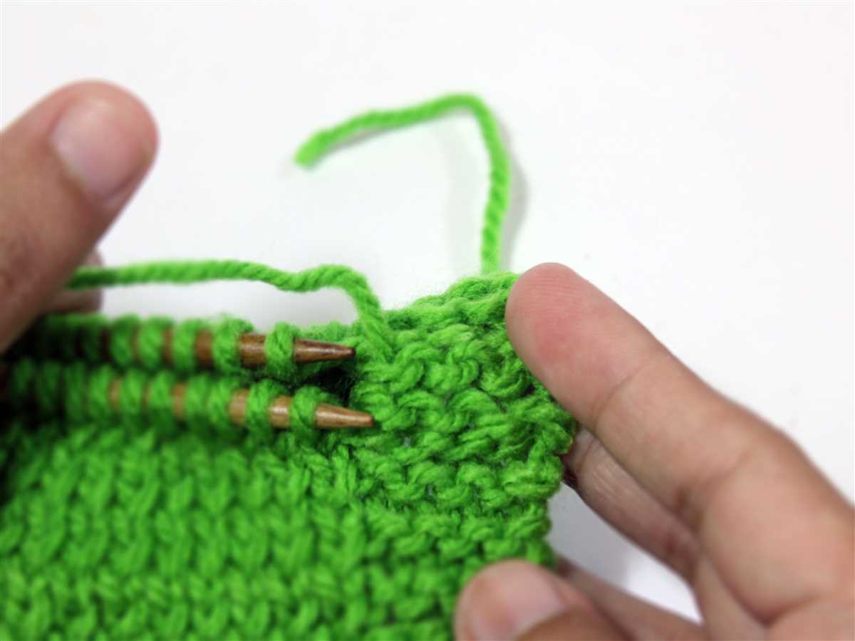 Grafting knitting in pattern