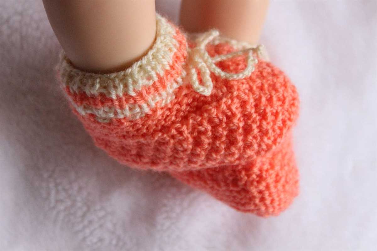 Free knitted baby booties pattern
