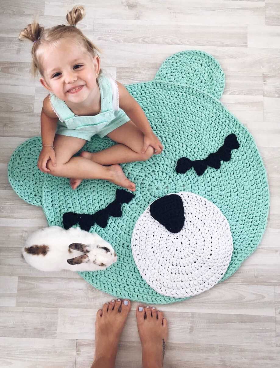 Free knitted bear rug pattern