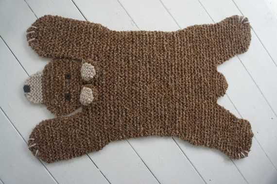 Free knitted bear rug pattern