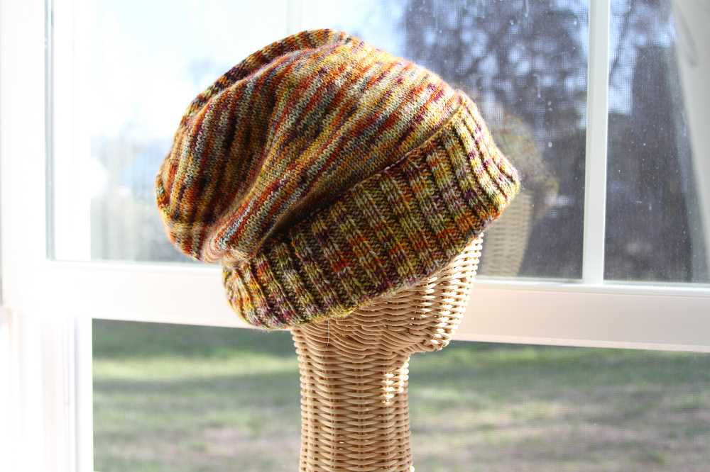 Free knitting pattern for hats for the homeless