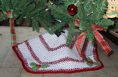 Free knitting patterns for christmas tree skirts