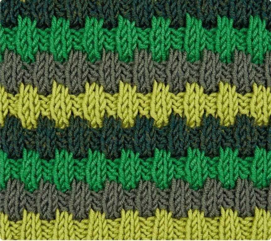 Pattern knitting