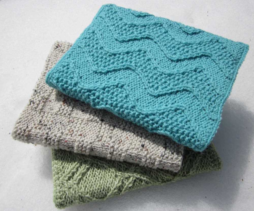 Knitted book cover pattern