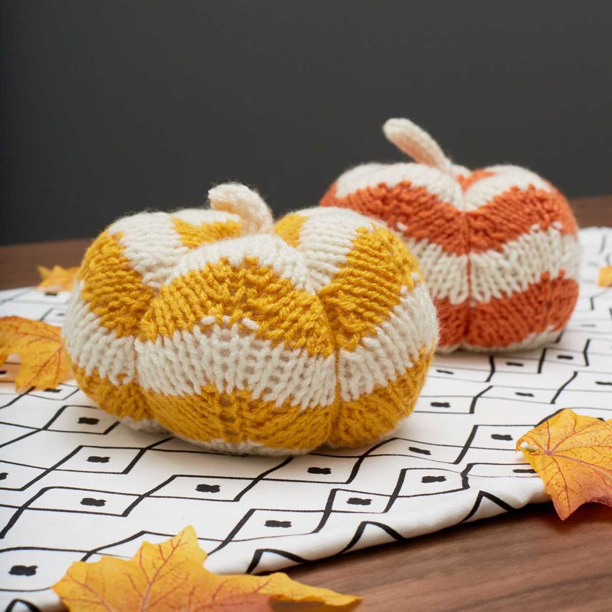 Free knitting pumpkin patterns