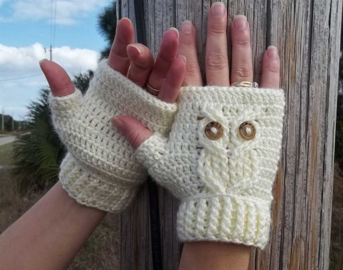 Owl gloves knitting pattern