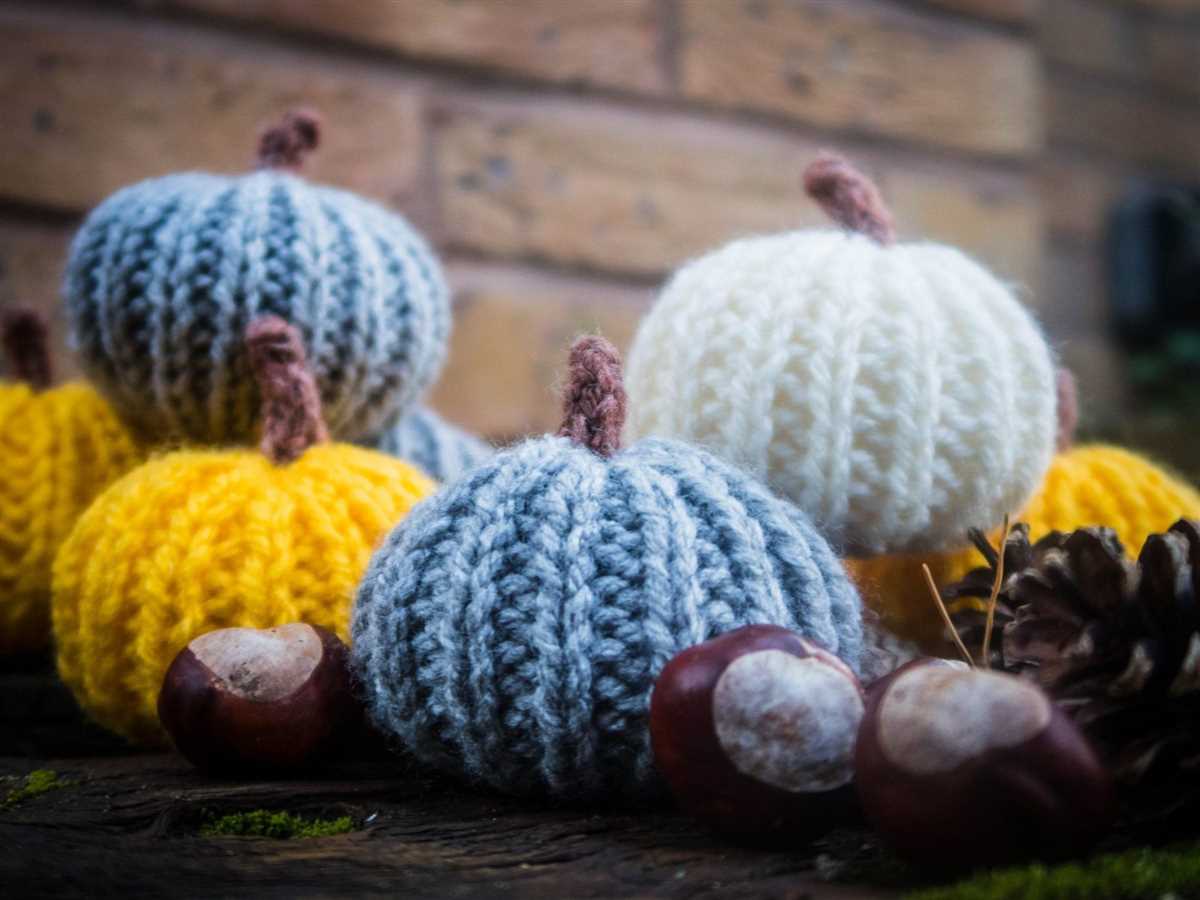 Knit a pumpkin pattern