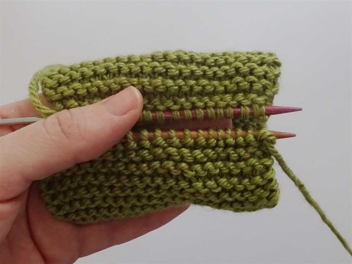 Grafting knitting in pattern