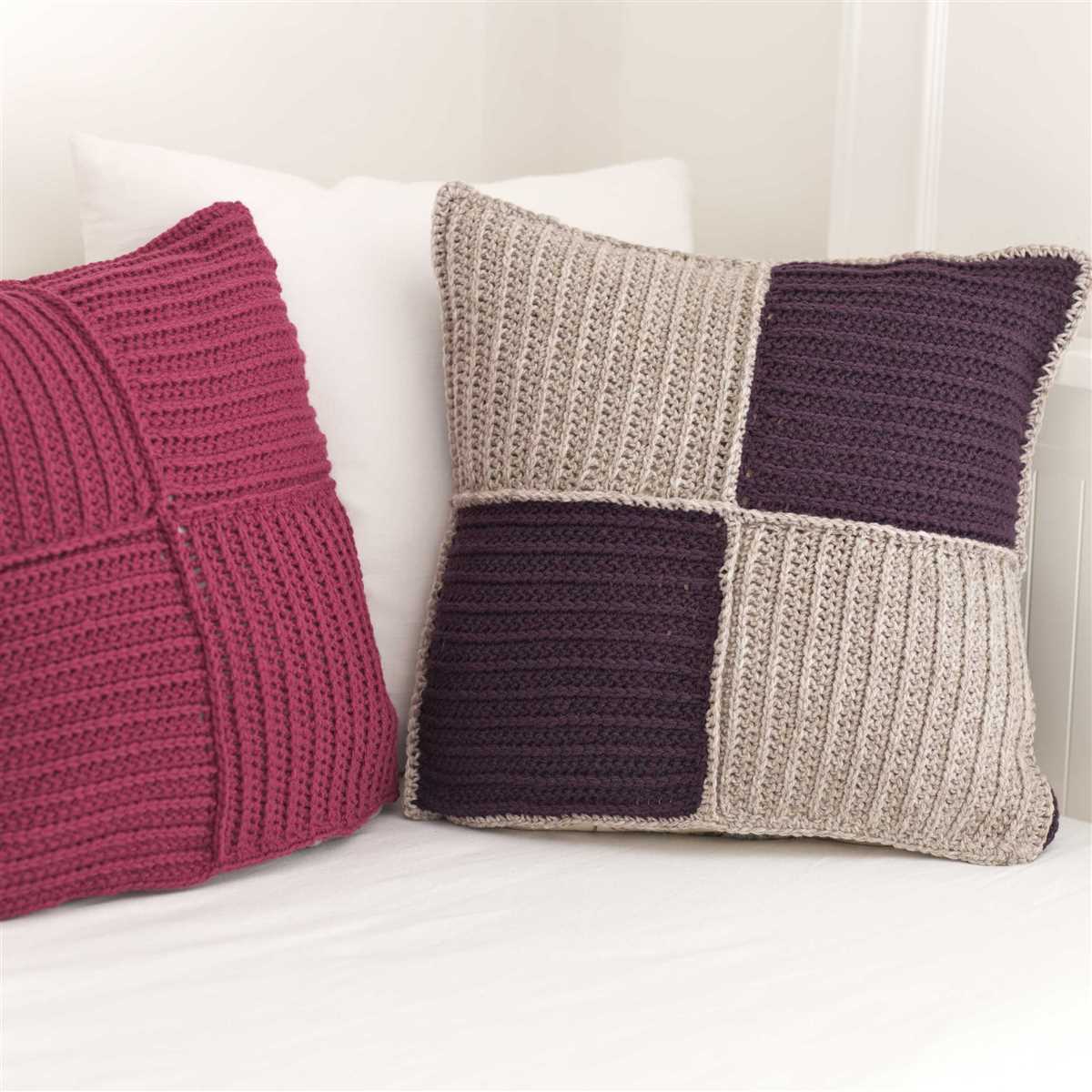 Cozy up your home with these delightful free cushion knitting patterns Free cushion knitting patterns