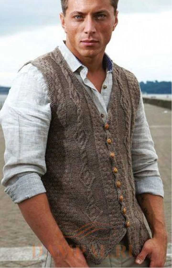 Knitted waistcoat pattern