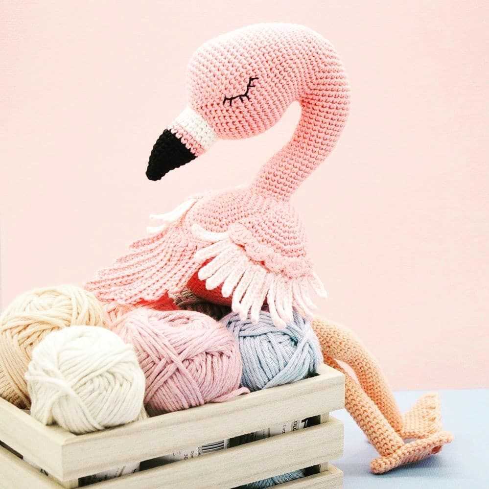 Free flamingo knitting pattern
