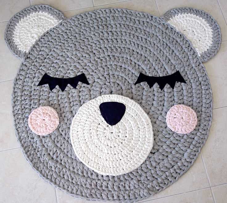 Free knitted bear rug pattern