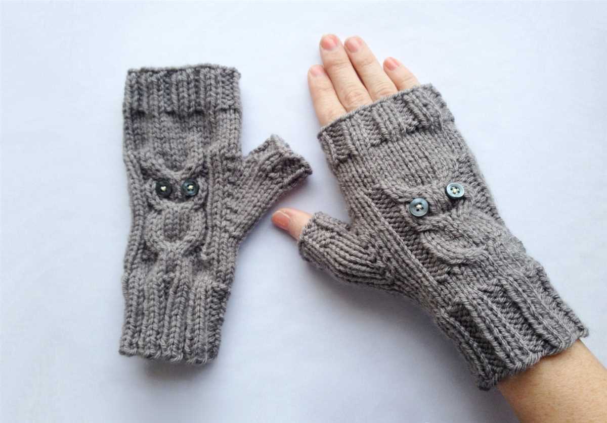 Free knitting pattern for fingerless gloves with mitten flap