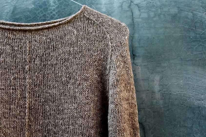 Free knitting pattern sweater top down