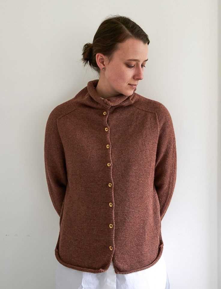 Free knitting pattern sweater top down